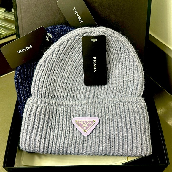 Lux Winter Knit Beanie Lavender/ Purple NWT - Picture 3 of 5